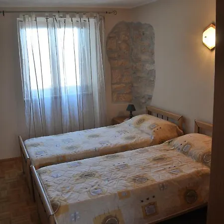 דירה With A Parking Space Rakalj, Marcana - 15250